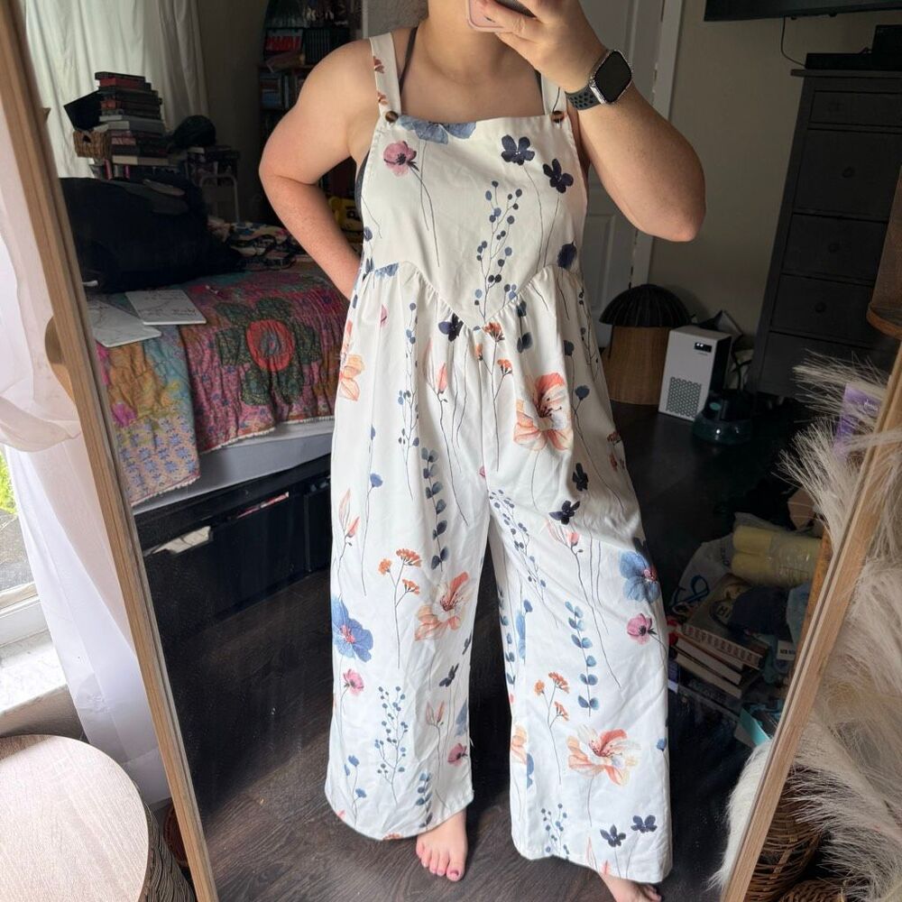 Women’s Small Patterned Overalls Jumpsuit